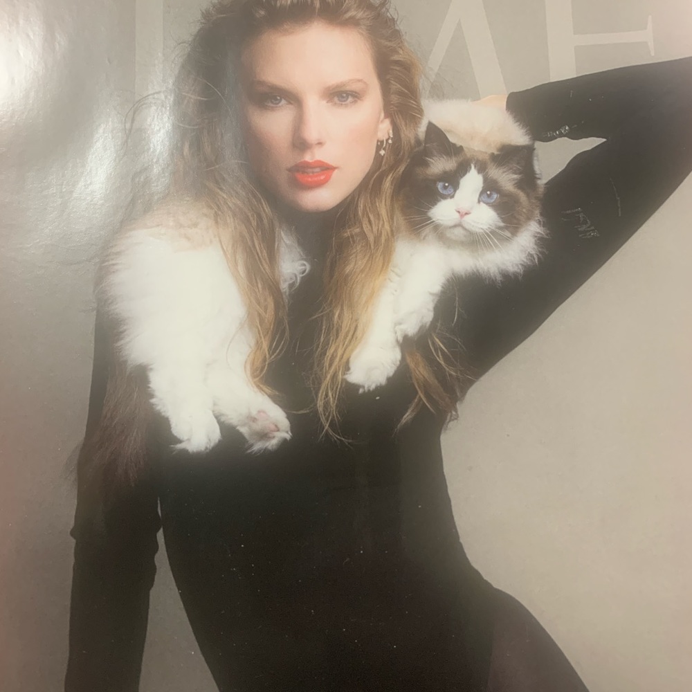 Time magazine Person of the Year 2023 Taylor Swift collectible nwt newstand